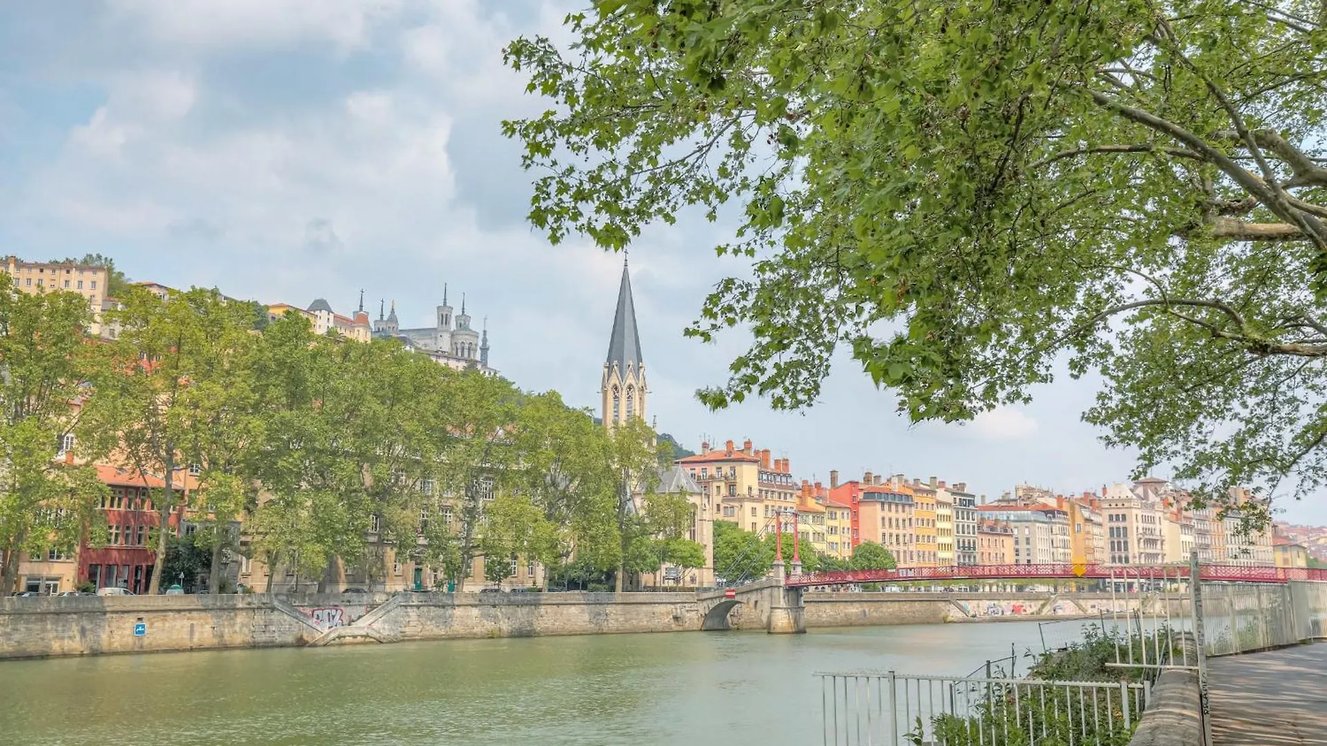 Apartament Cosy Et Chaleureux Wifi Tres Haut Debit Lyon Francja